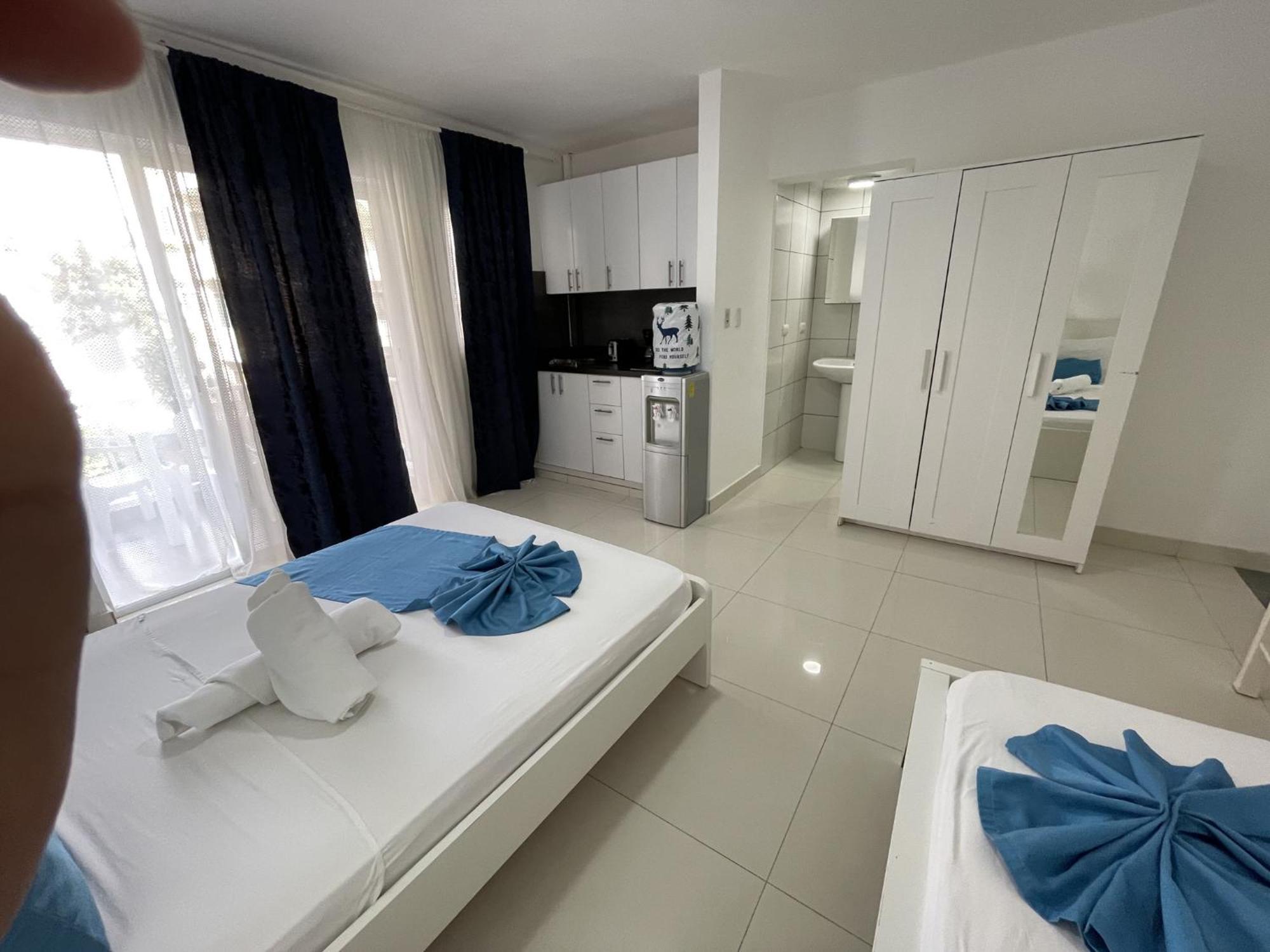 Sol Caribe Del Mar Los Corales Bavaro Studios Suites Beach & Pool بونتا كانا المظهر الخارجي الصورة