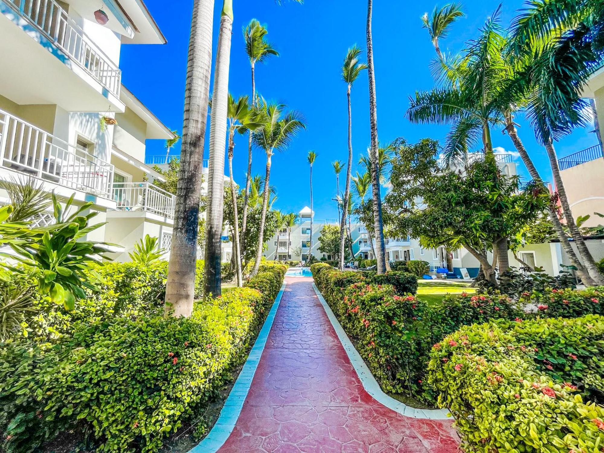 Sol Caribe Del Mar Los Corales Bavaro Studios Suites Beach & Pool بونتا كانا المظهر الخارجي الصورة